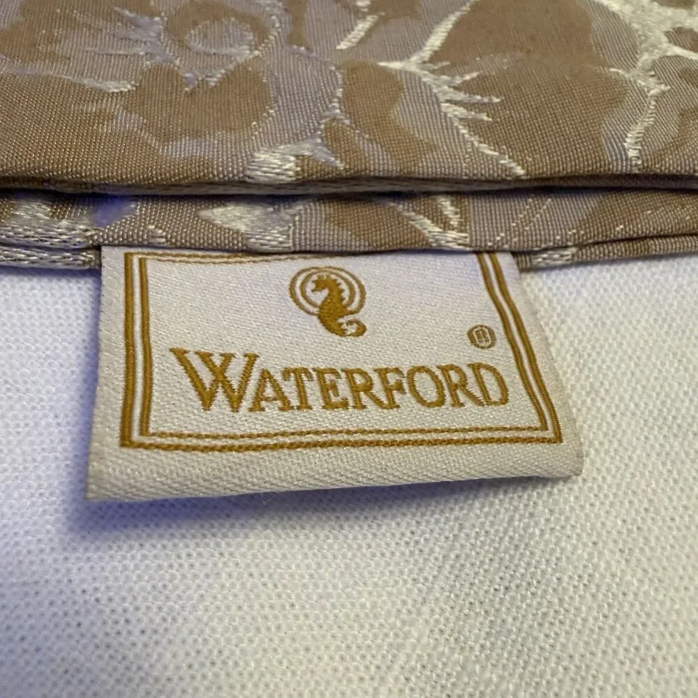 Vintage Waterford Linen Jacquard Table Runner Damask Tassel Cotton Blend 68 x 16 - Picture 5 of 7